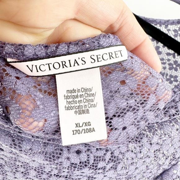 ✅ VICTORIA'S SECRET PURPLE LACE OPEN BACK TOP SIZE X-LARGE SEMI-SHEER - Picture 3 of 5